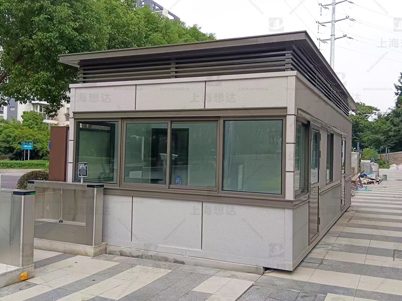 偏灰?guī)\藍(lán)真石漆崗?fù)?4